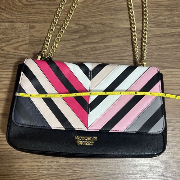 NWT Victoria's Secret purse - Picture 10 of 13